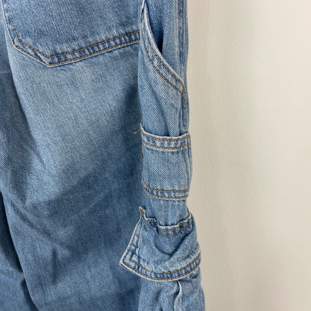 Wild Fable Womens Mid-Rise Baggy Cargo Jeans Blue Denim Size 2R Wide Leg Utility - Picture 4 of 14